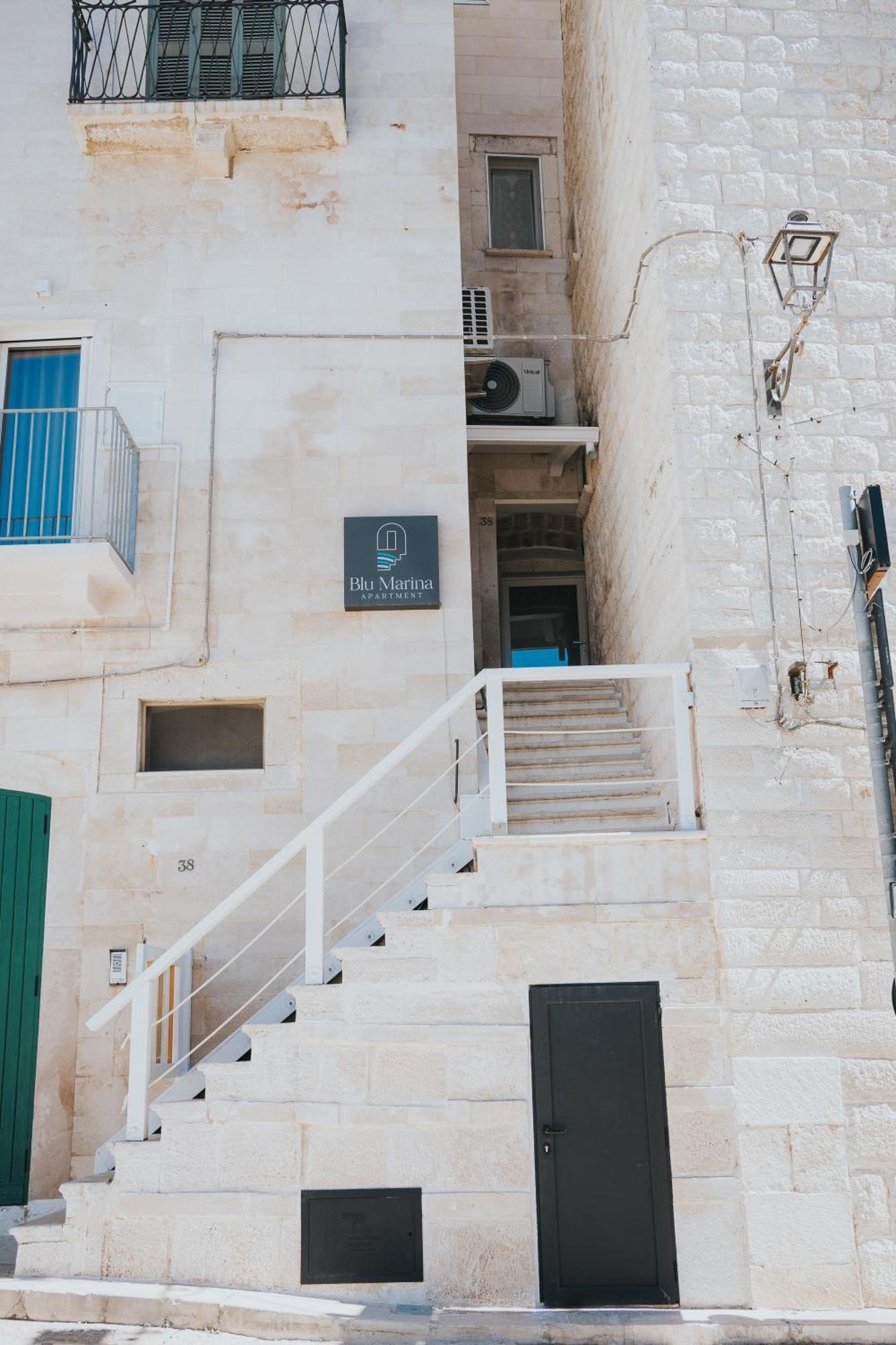 ג'ובינאצו Blu Marina Apartment מראה חיצוני תמונה